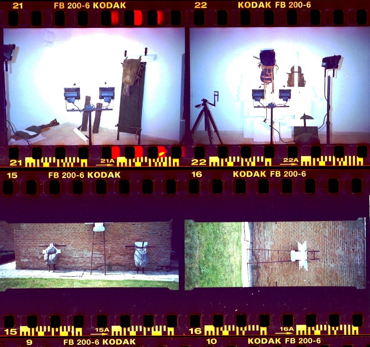 Readymade Heroes, detalii, lomografie, film de 35 de mm., scanat, 2018